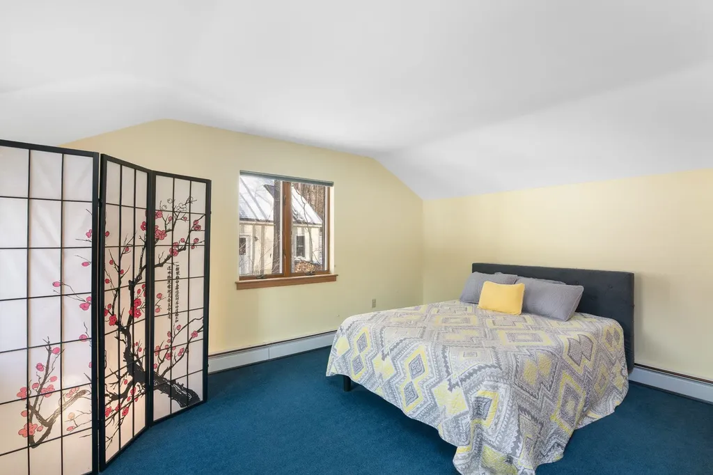 87 Orchard Street Brattleboro VT 05301