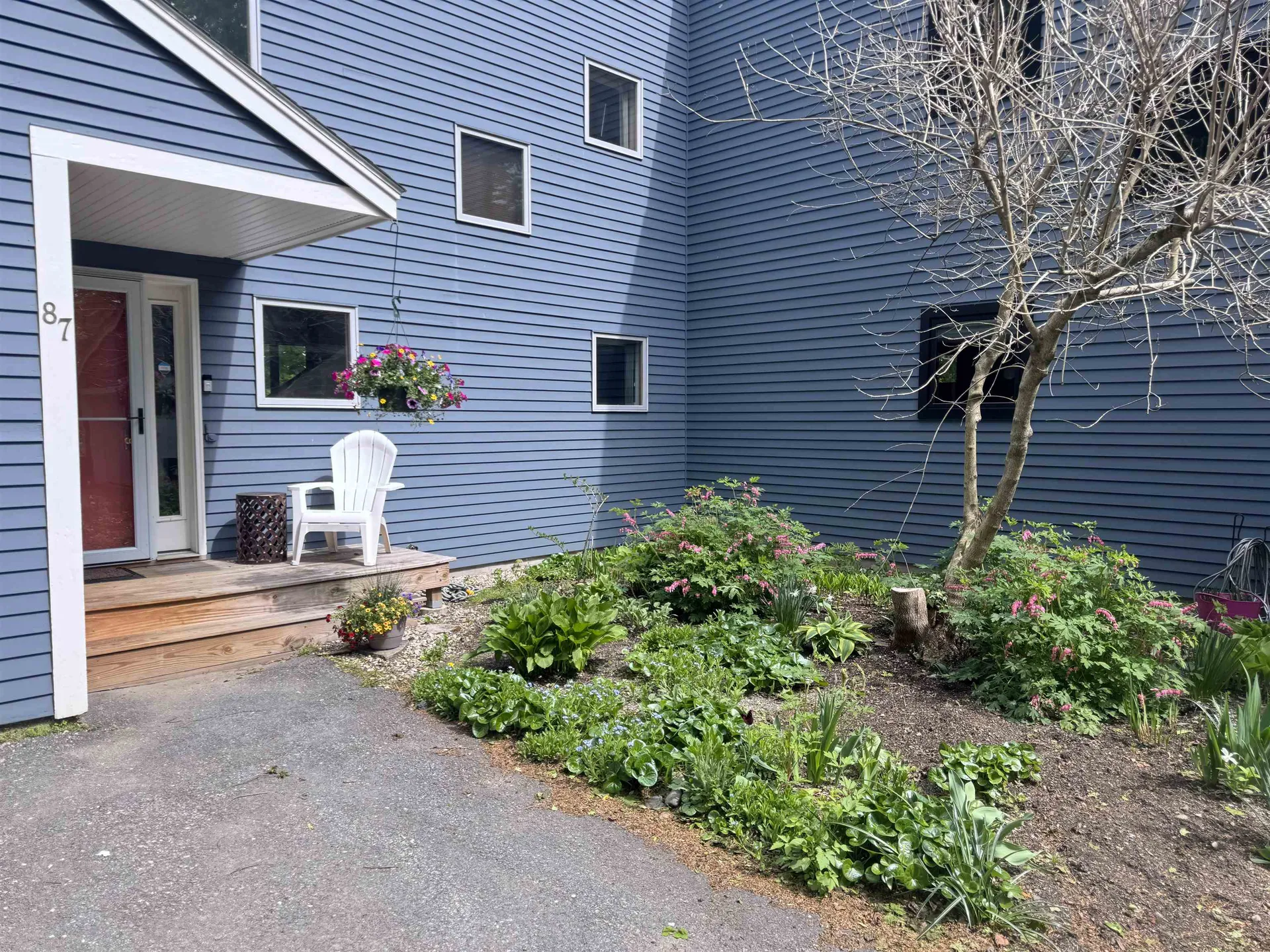 87 Orchard Street Brattleboro VT 05301