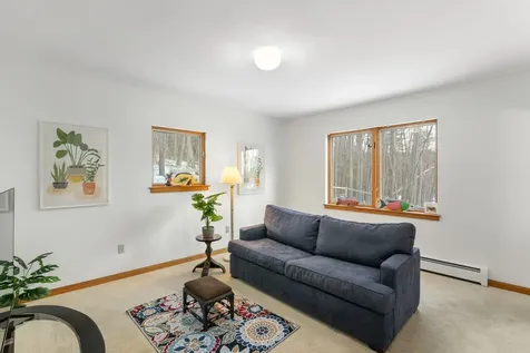 87 Orchard Street Brattleboro VT 05301