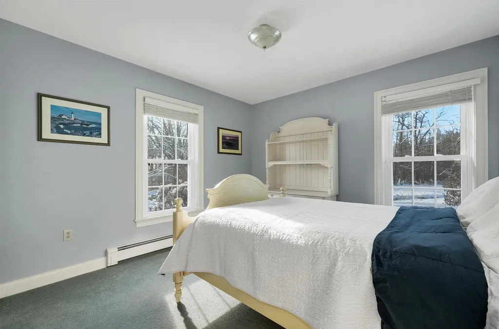 36 Prescott Heights Road Hooksett NH 03106