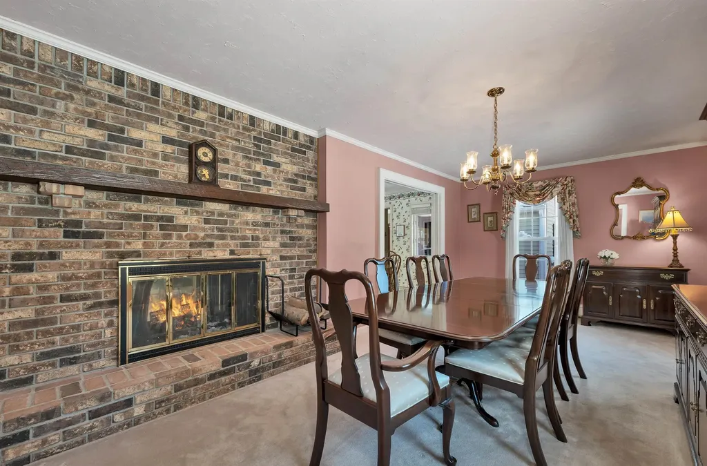 36 Prescott Heights Road Hooksett NH 03106