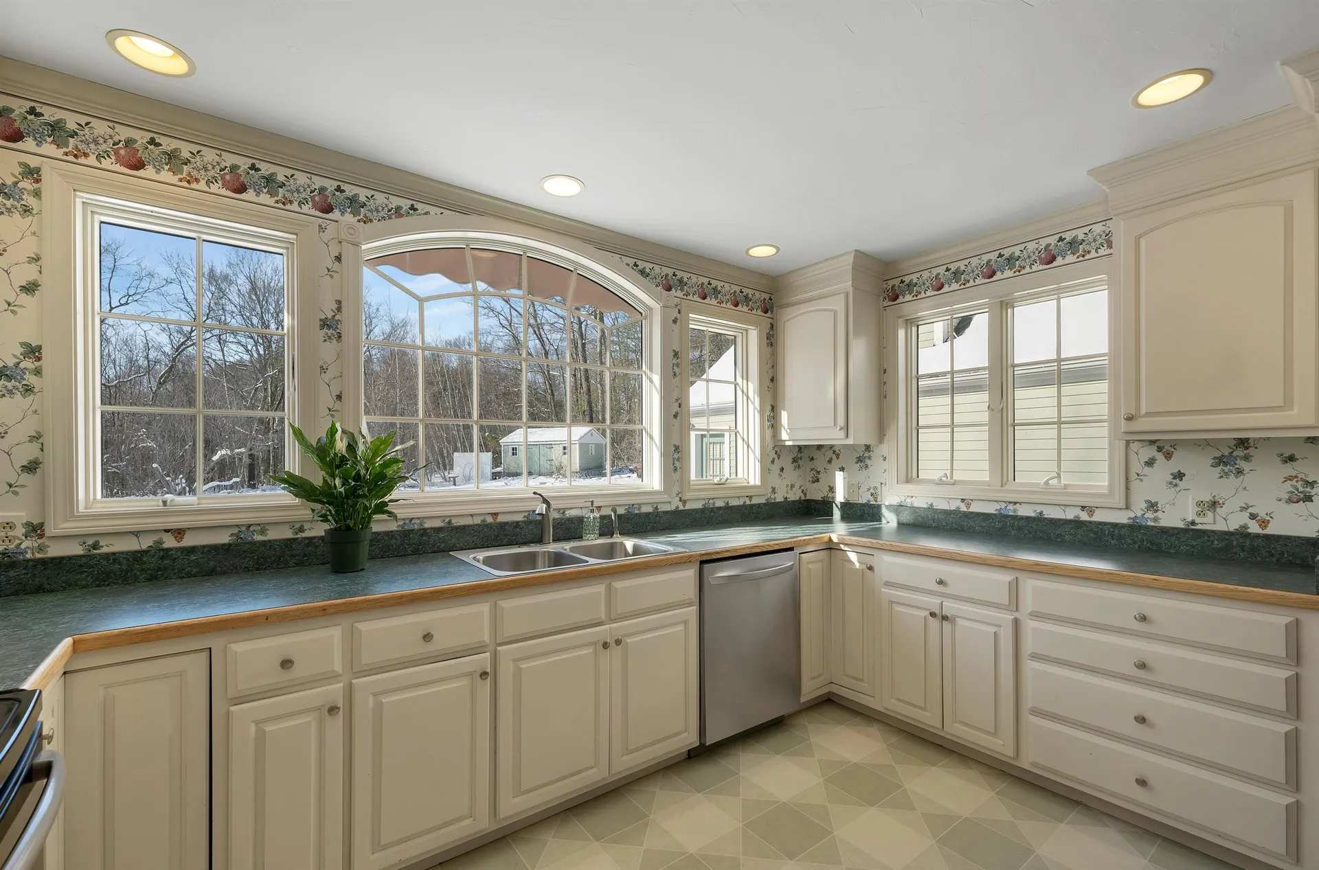 36 Prescott Heights Road Hooksett NH 03106