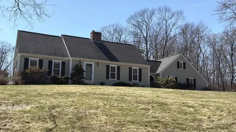 36 Prescott Heights Road Hooksett NH 03106