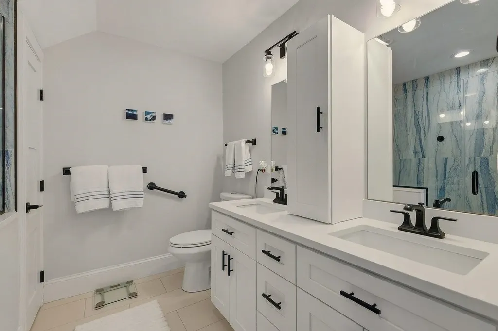 114 Saratoga Way Portsmouth NH 03801