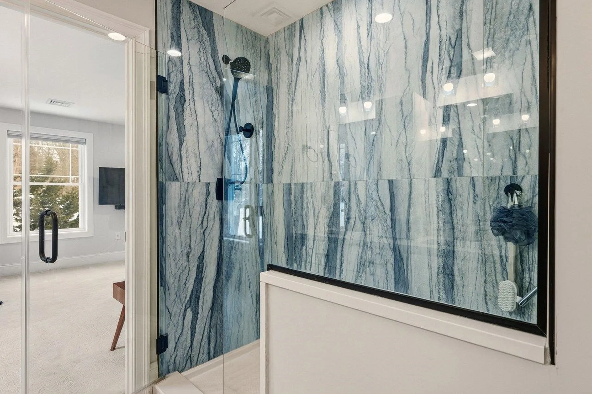 114 Saratoga Way Portsmouth NH 03801