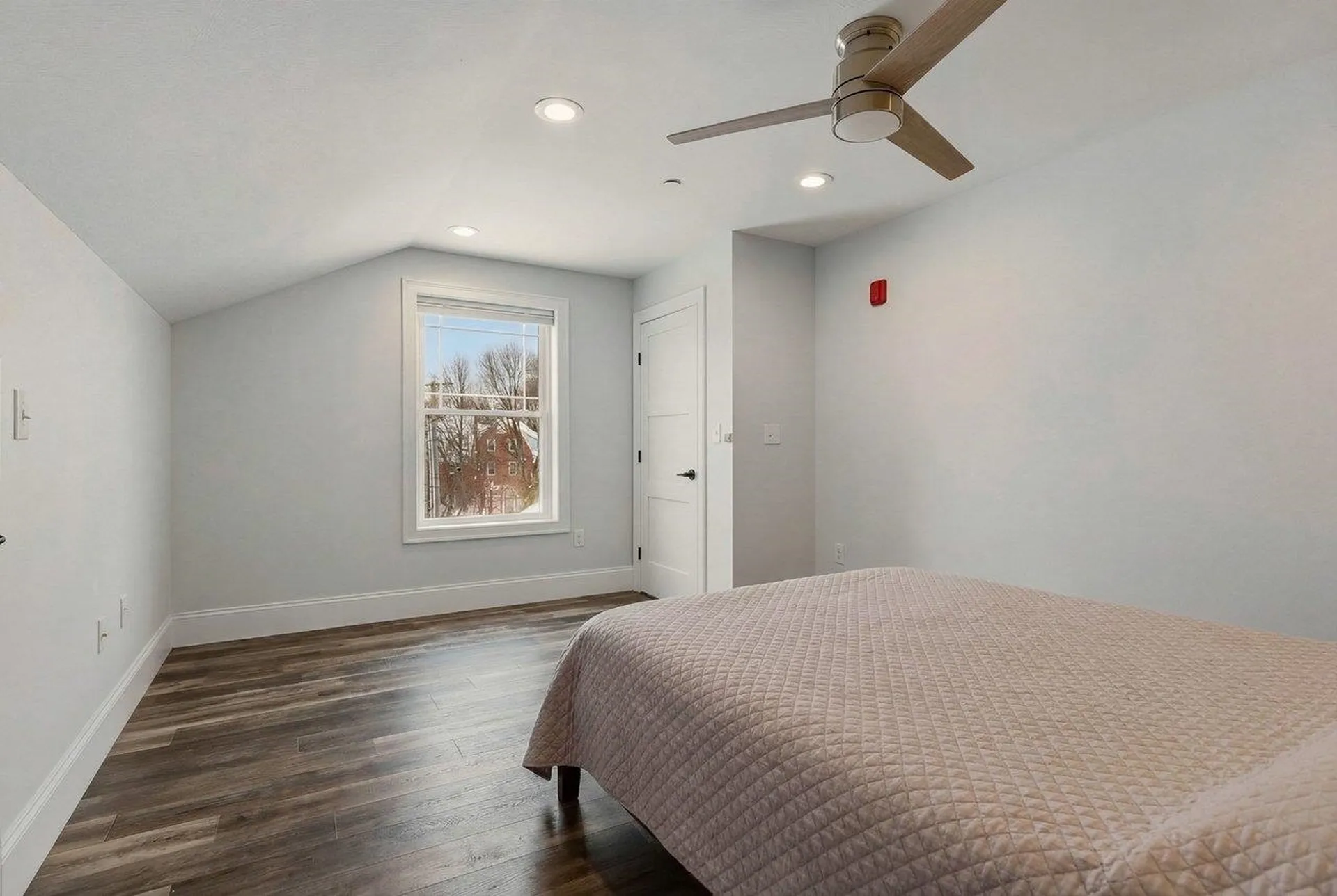 114 Saratoga Way Portsmouth NH 03801