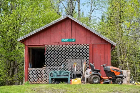 46 Dutton Road Hardwick VT 05843