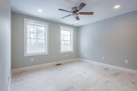 11 Nash Lane Epsom NH 03234