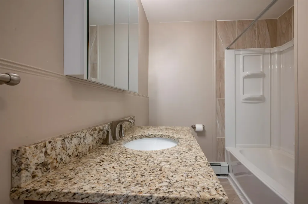 245 Pickering Street Manchester NH 03104