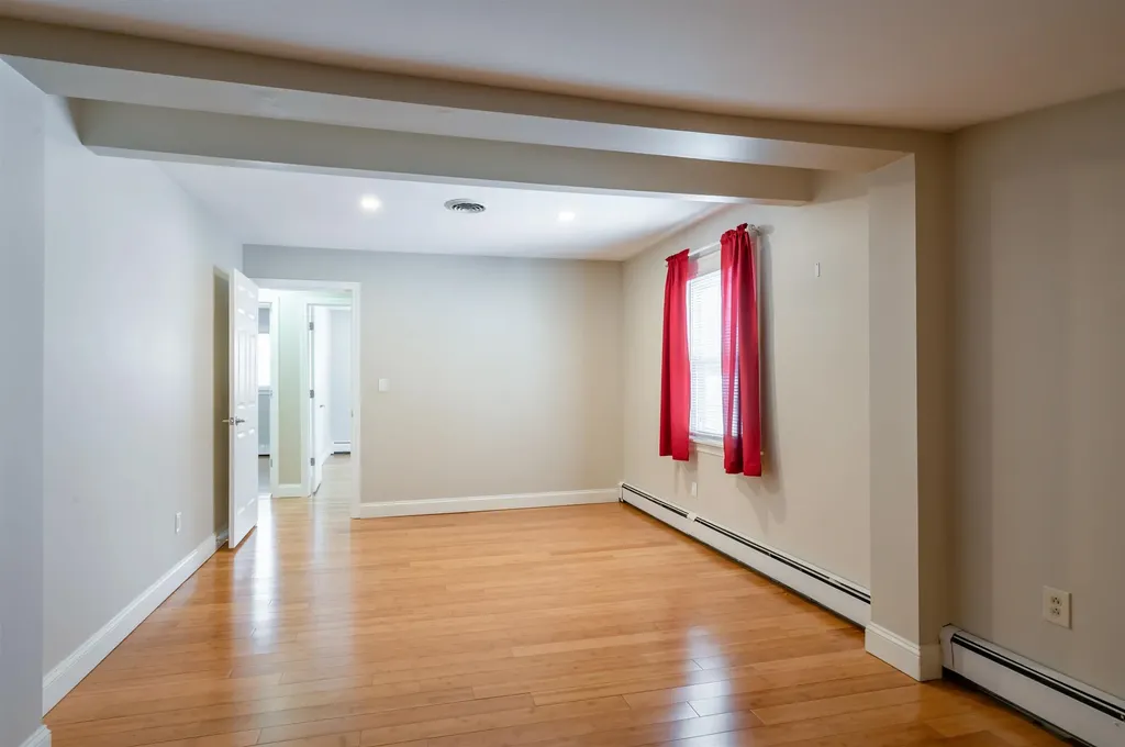 245 Pickering Street Manchester NH 03104