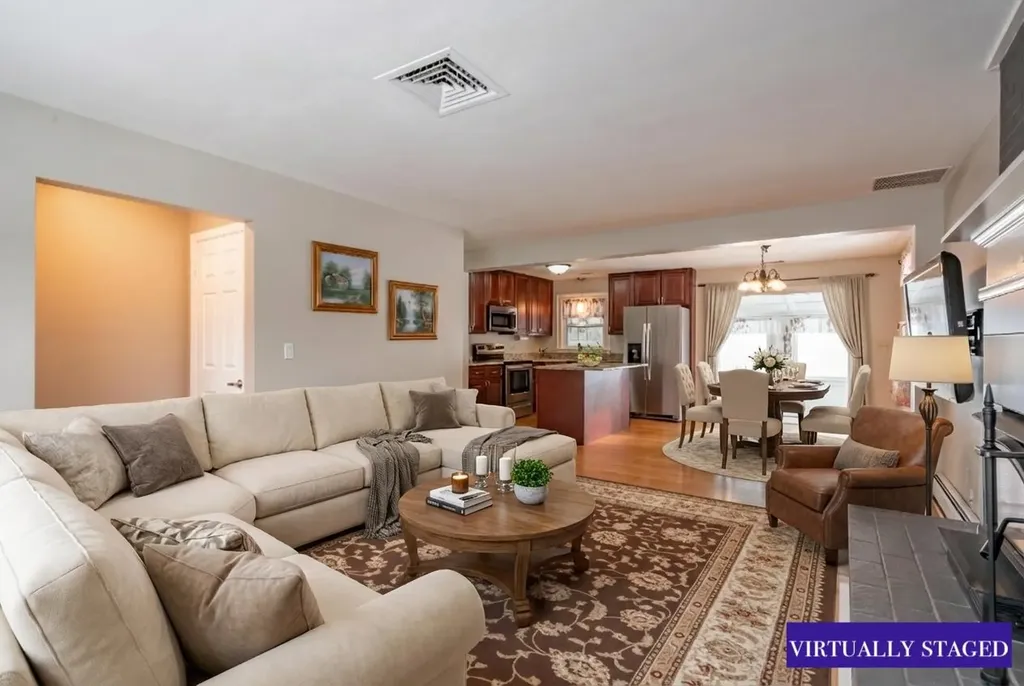 245 Pickering Street Manchester NH 03104