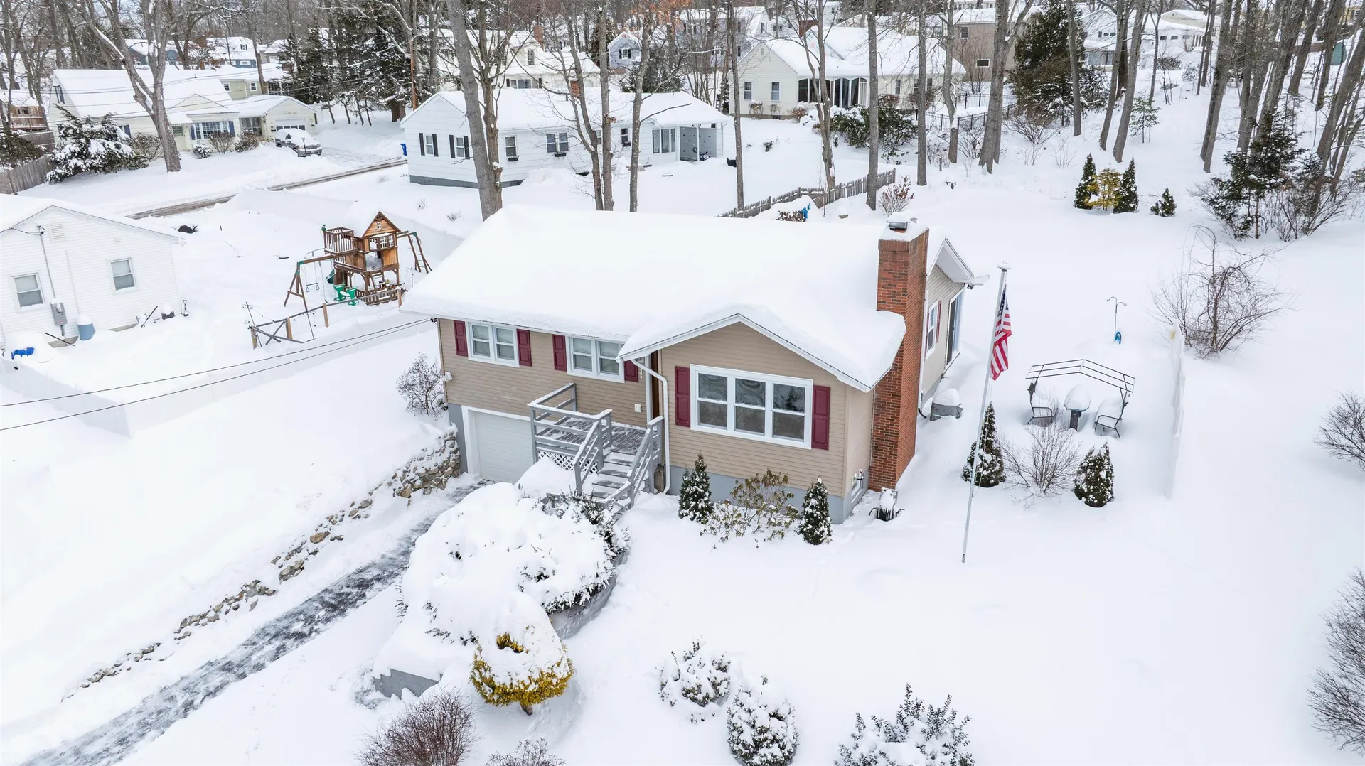 245 Pickering Street Manchester NH 03104