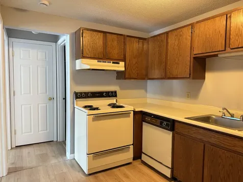 20 Wolf Road Lebanon NH 03766