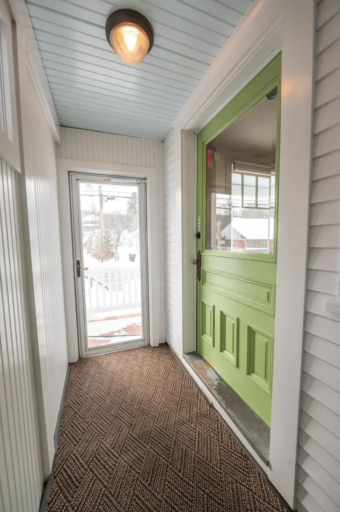 33 West Main Street Wilmington VT 05363