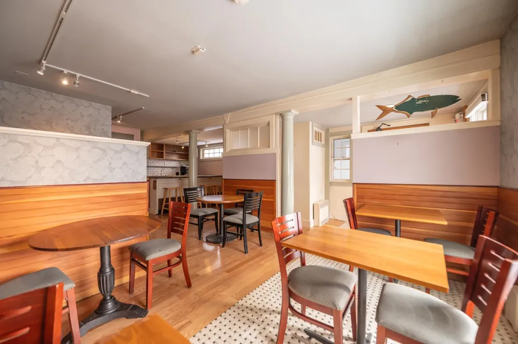 33 West Main Street Wilmington VT 05363