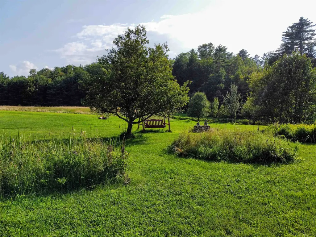 682 Goose Lane Bath NH 03740