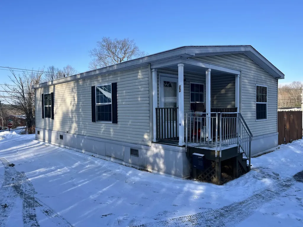 22 Middle Road Brandon VT 05745