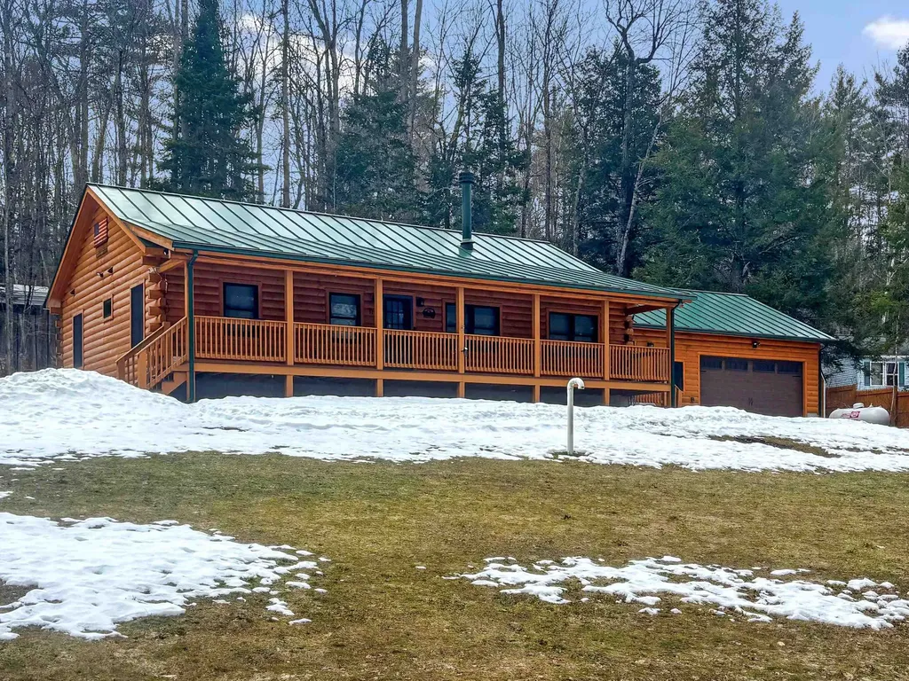 11 Amherst Lane Haverhill NH 03785