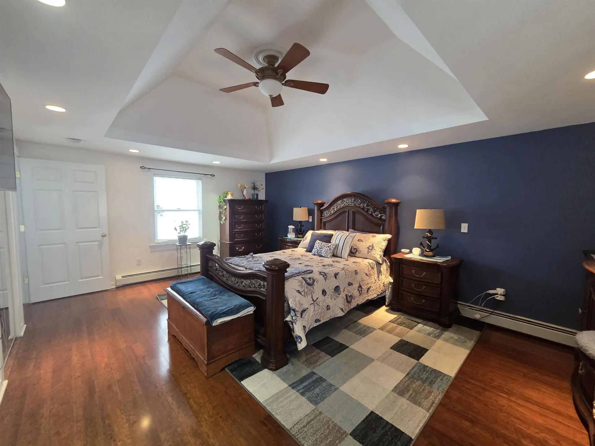 1462 King Hill Road New London NH 03257