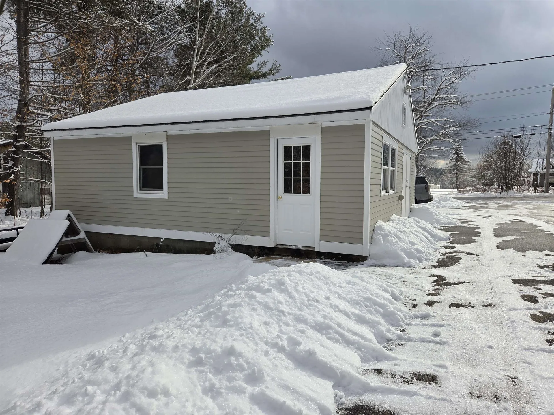 1462 King Hill Road New London NH 03257