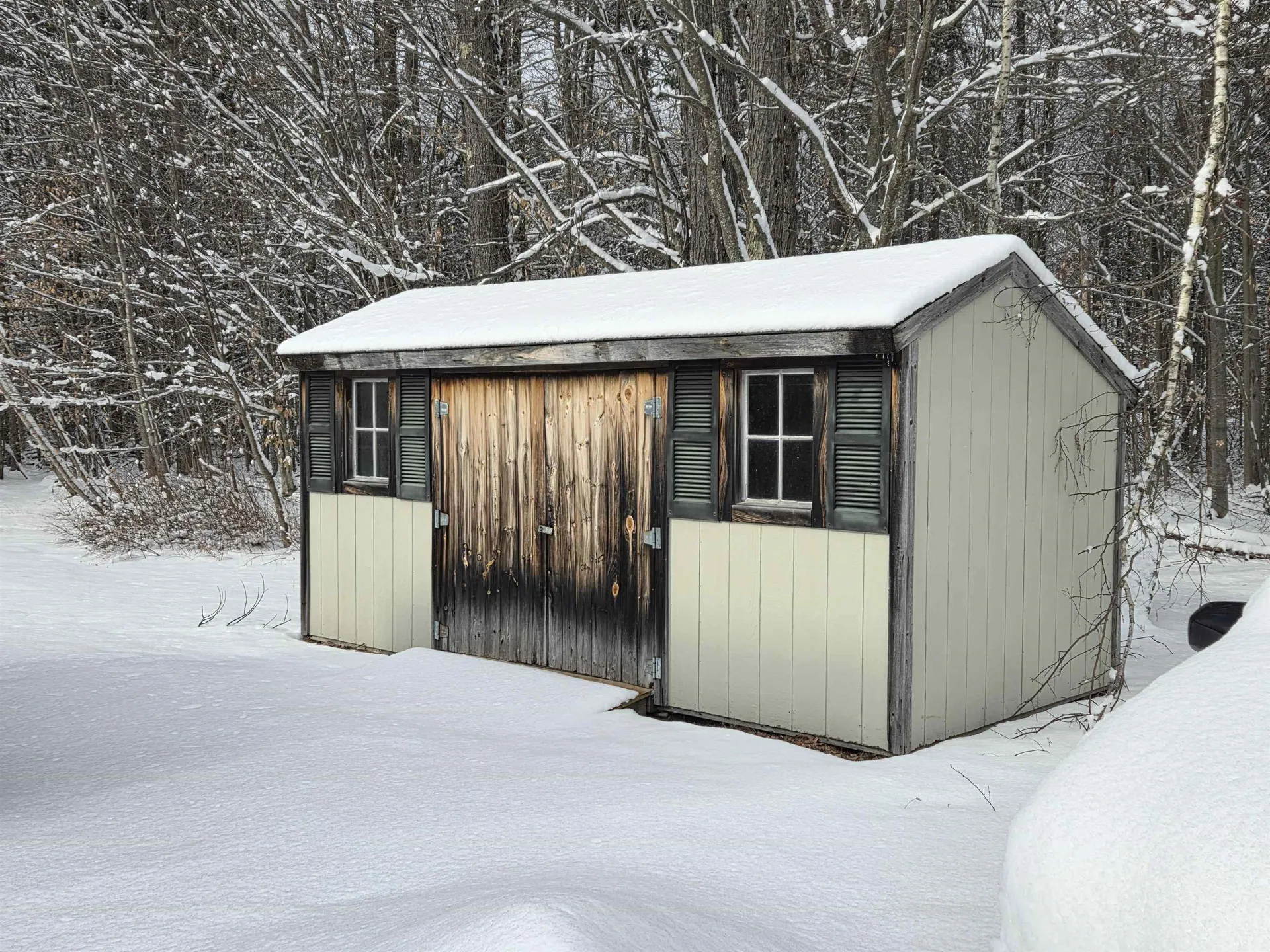 1462 King Hill Road New London NH 03257