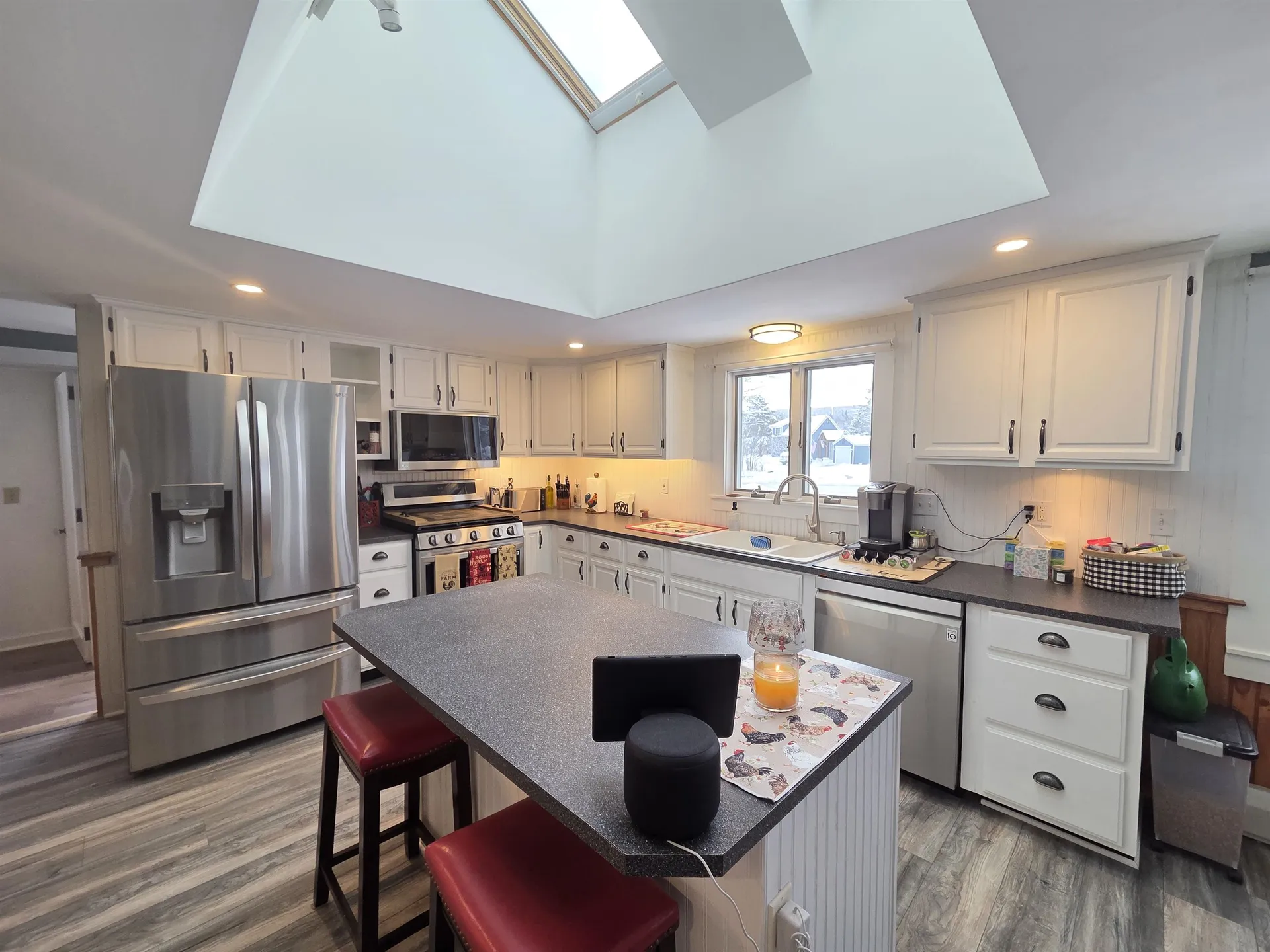 1462 King Hill Road New London NH 03257