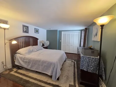 1462 King Hill Road New London NH 03257