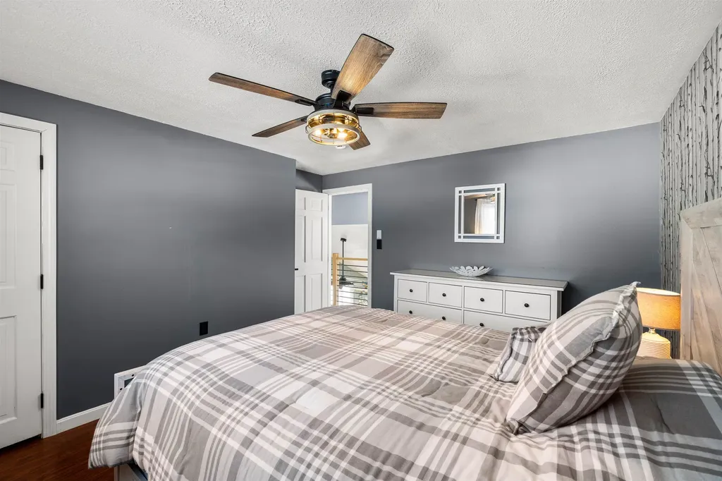 11 Liberty Street Salem NH 03079