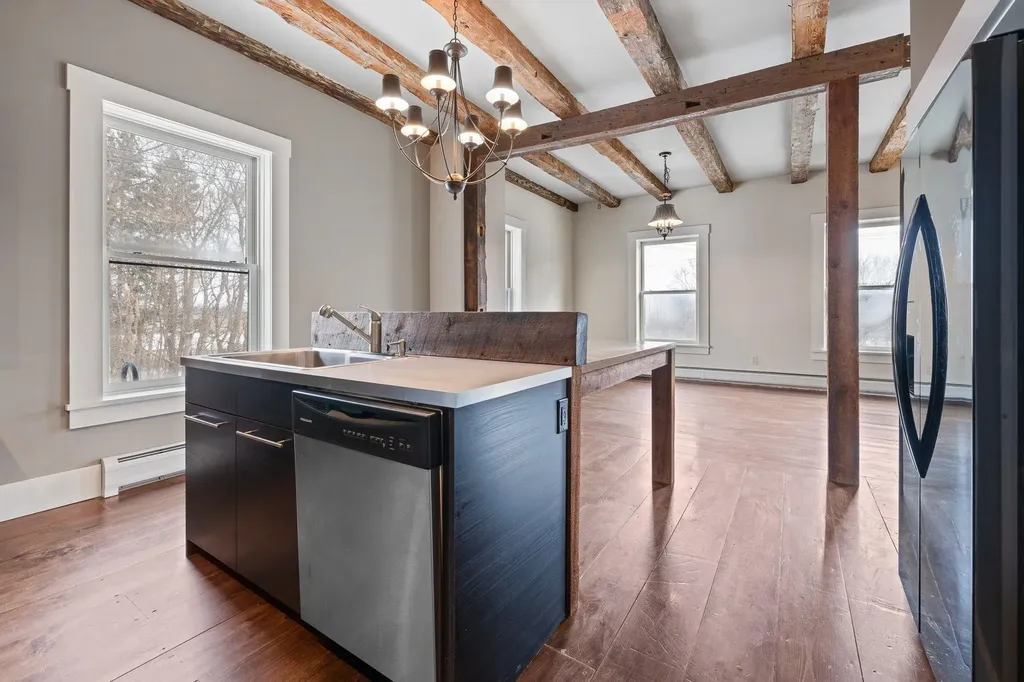 13 Goshen Road Bradford VT 05033