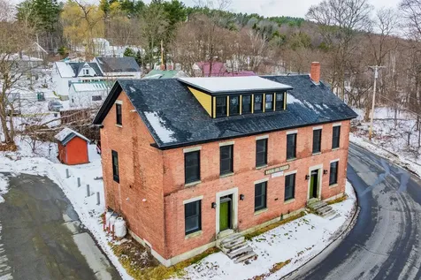 13 Goshen Road Bradford VT 05033