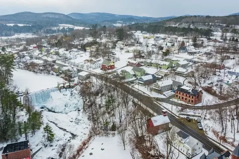 13 Goshen Road Bradford VT 05033