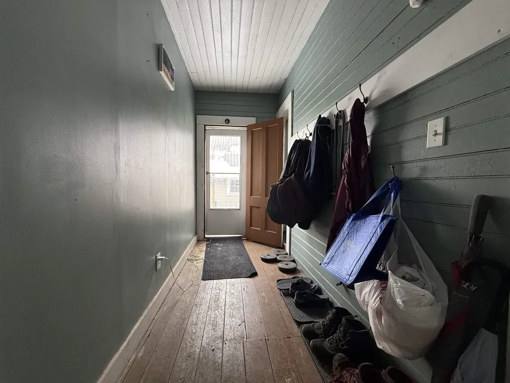 18 Highland Avenue Franklin NH 03235