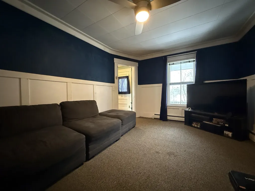 18 Highland Avenue Franklin NH 03235