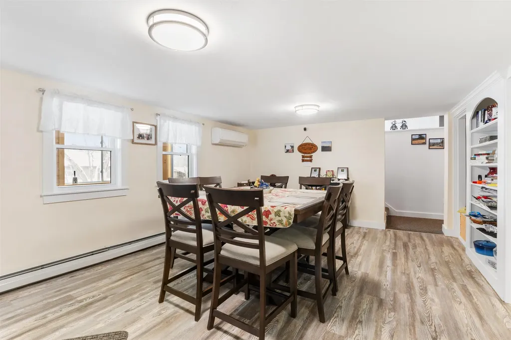 169 Main Street Colebrook NH 03576