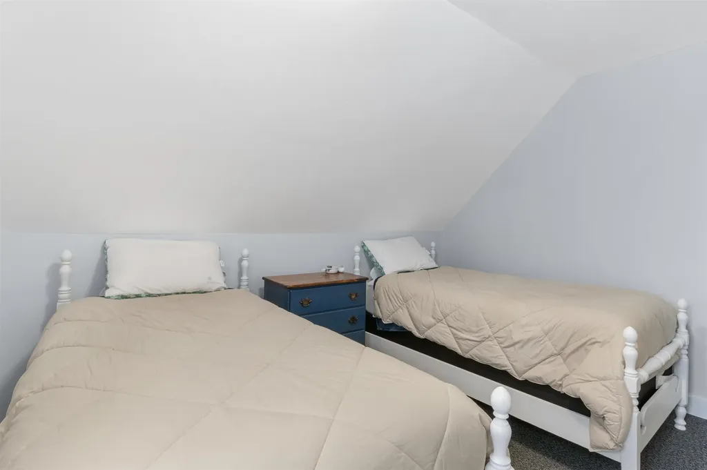 169 Main Street Colebrook NH 03576