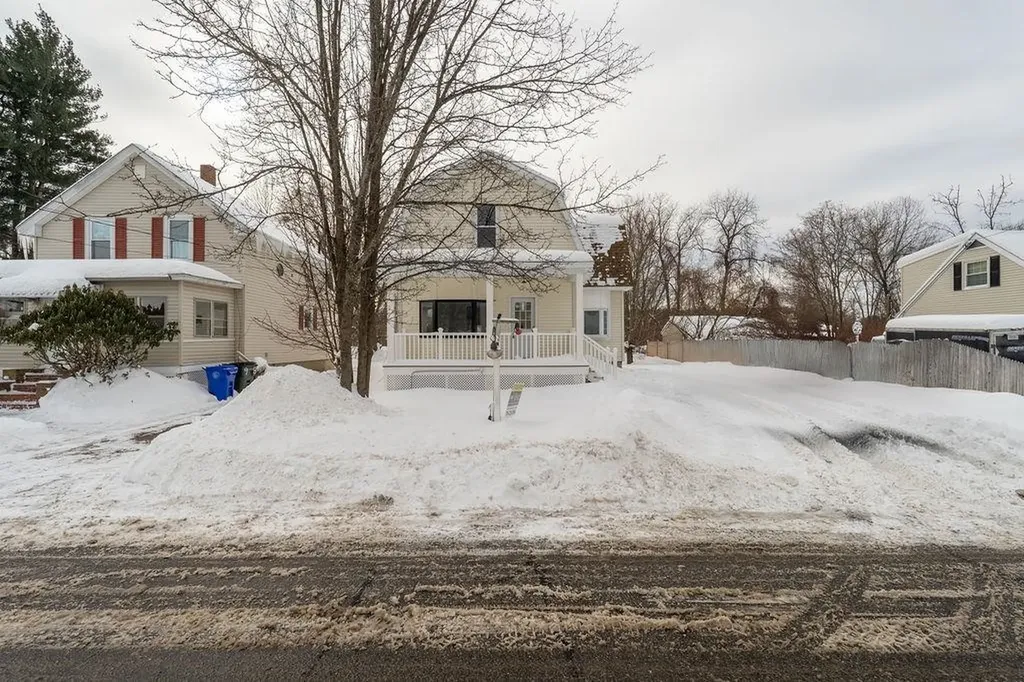 100 Crescent Road Manchester NH 03103