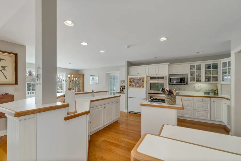 2 Carillon Shores Road Tuftonboro NH 03816