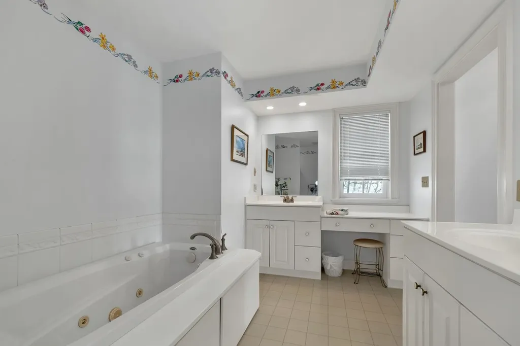 2 Carillon Shores Road Tuftonboro NH 03816