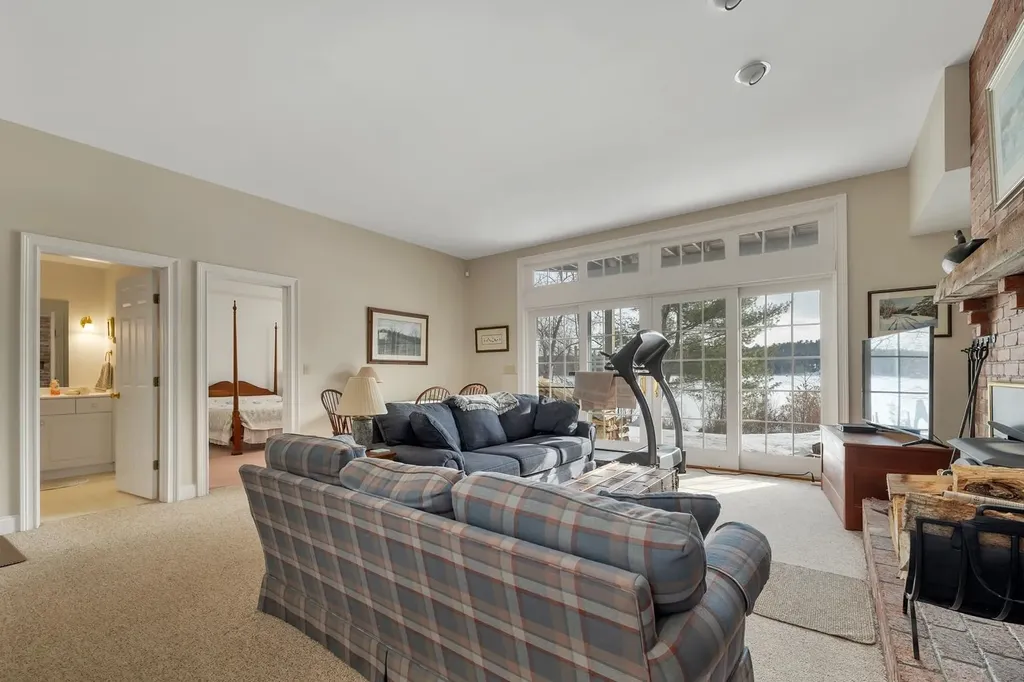 2 Carillon Shores Road Tuftonboro NH 03816