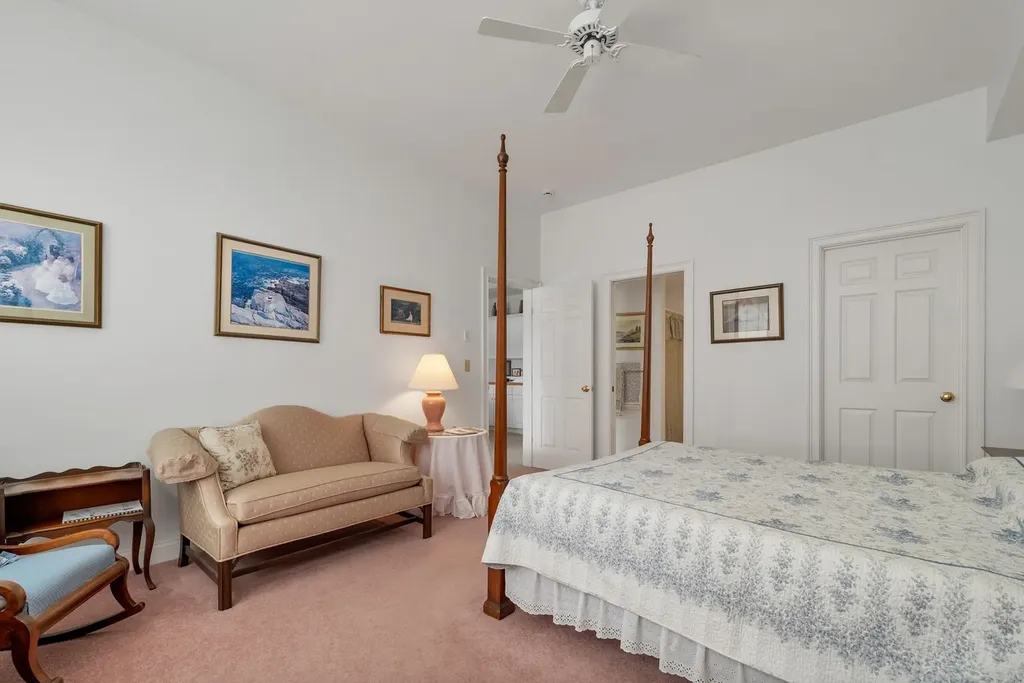 2 Carillon Shores Road Tuftonboro NH 03816