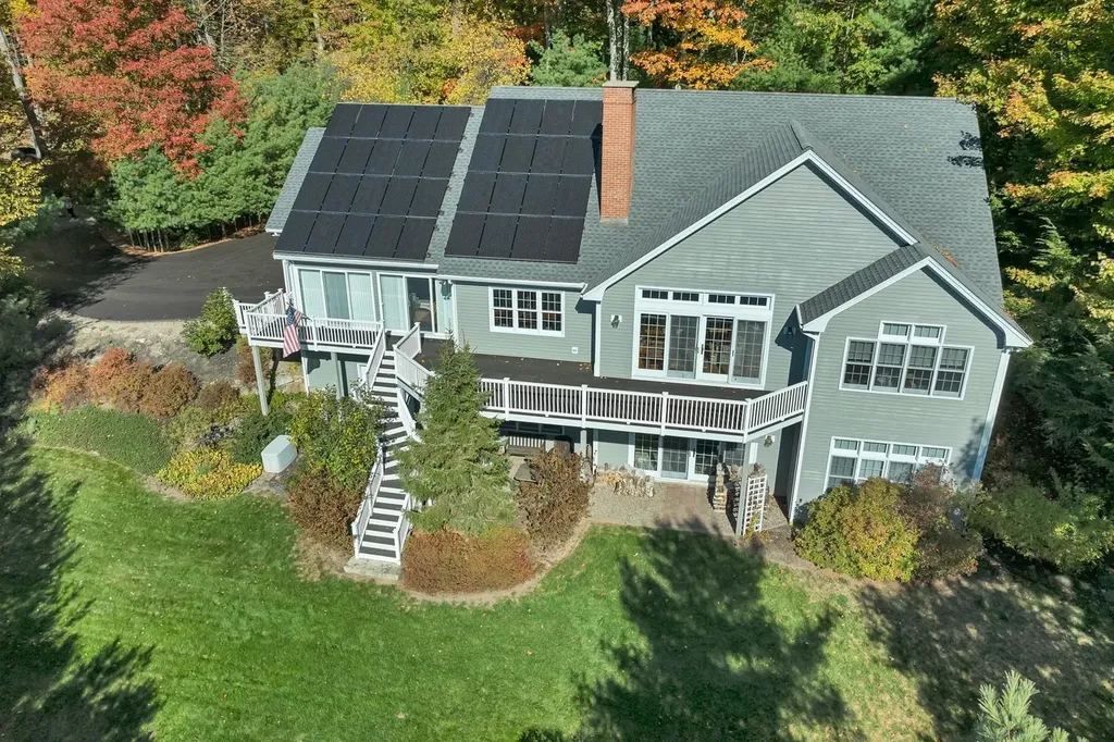 2 Carillon Shores Road Tuftonboro NH 03816