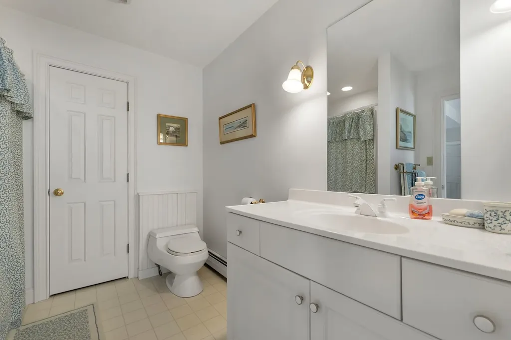 2 Carillon Shores Road Tuftonboro NH 03816