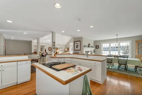 2 Carillon Shores Road Tuftonboro NH 03816