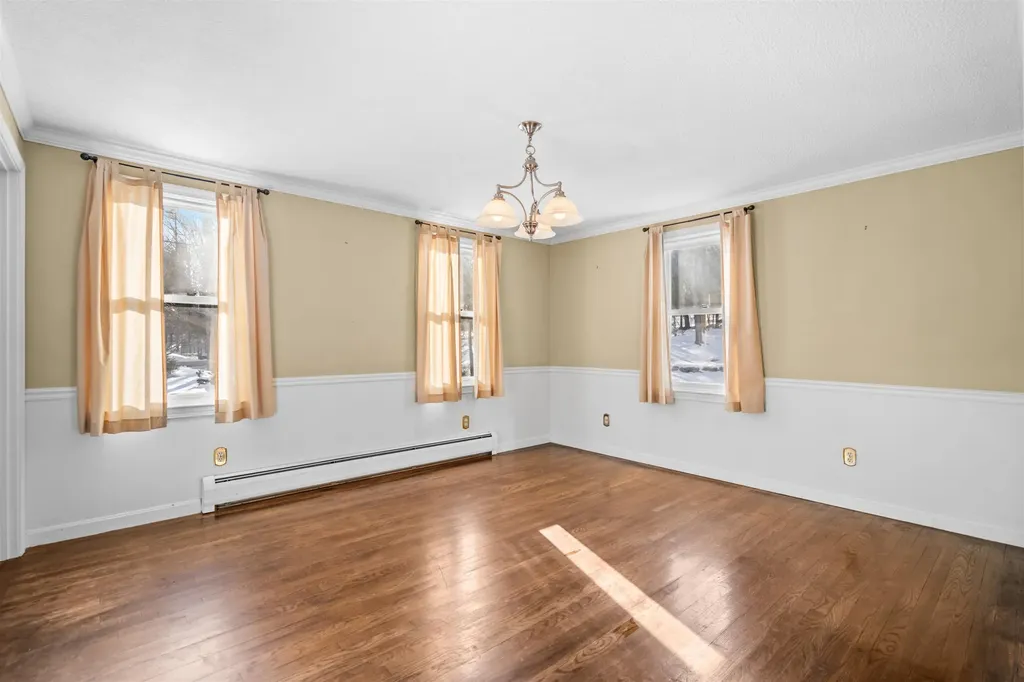 36 Buckridge Drive Amherst NH 03031