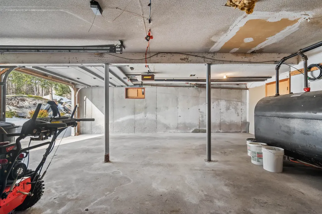 36 Buckridge Drive Amherst NH 03031