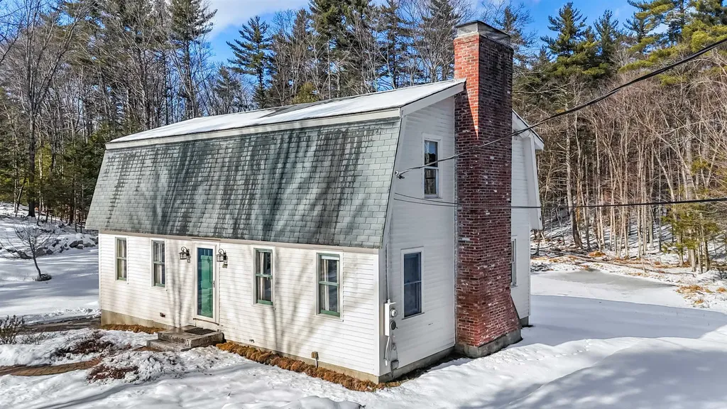 36 Buckridge Drive Amherst NH 03031