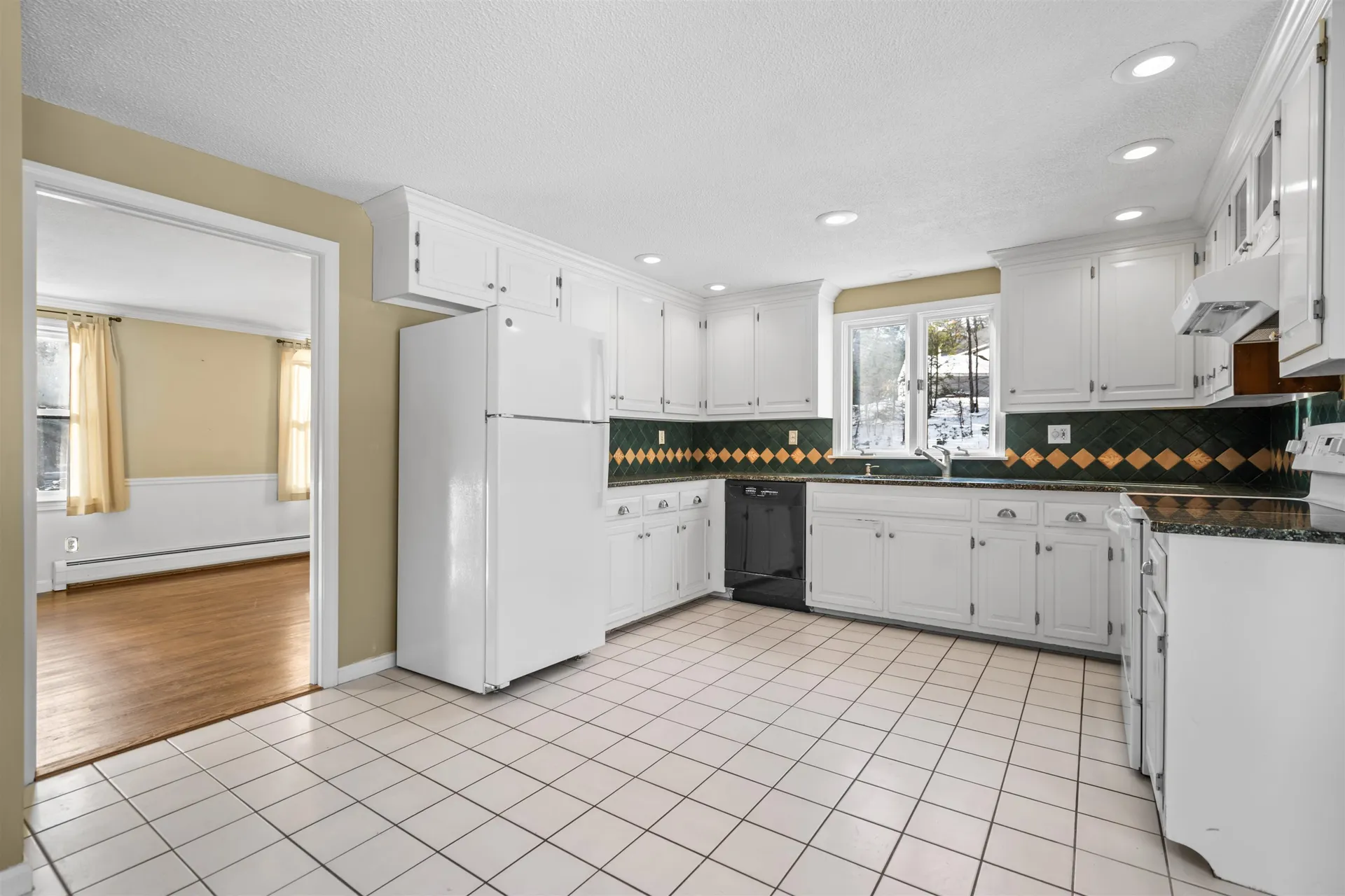 36 Buckridge Drive Amherst NH 03031