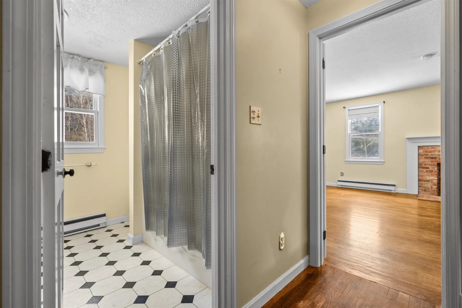 36 Buckridge Drive Amherst NH 03031