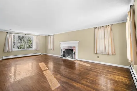 36 Buckridge Drive Amherst NH 03031