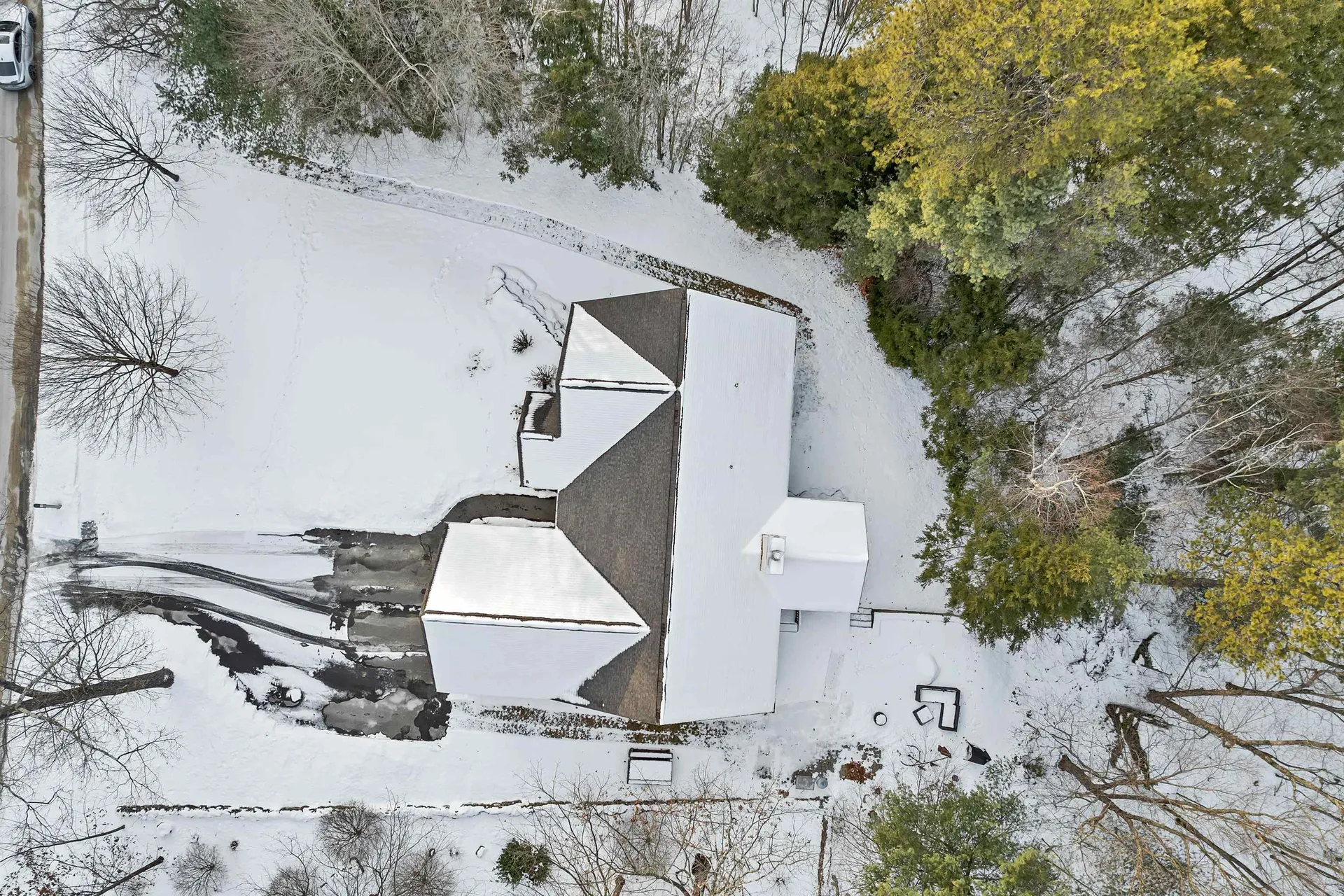 19 Sheffield Street Hudson NH 03051